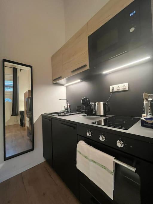 בודפשט Charming Studio In The City Centre מראה חיצוני תמונה