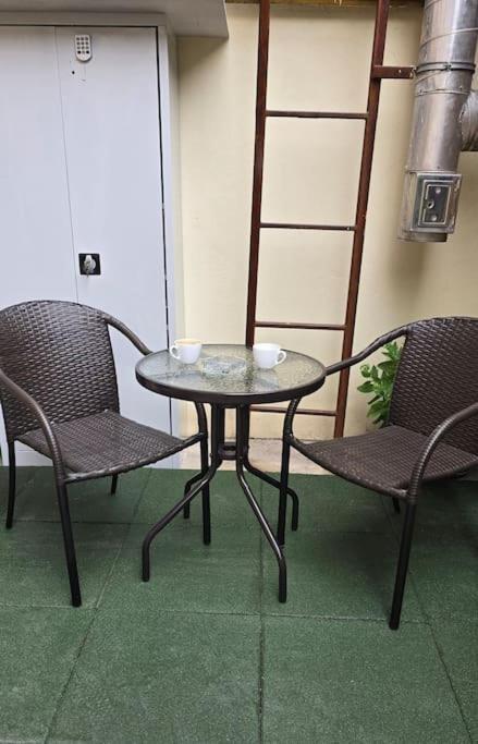 בודפשט Charming Studio In The City Centre מראה חיצוני תמונה