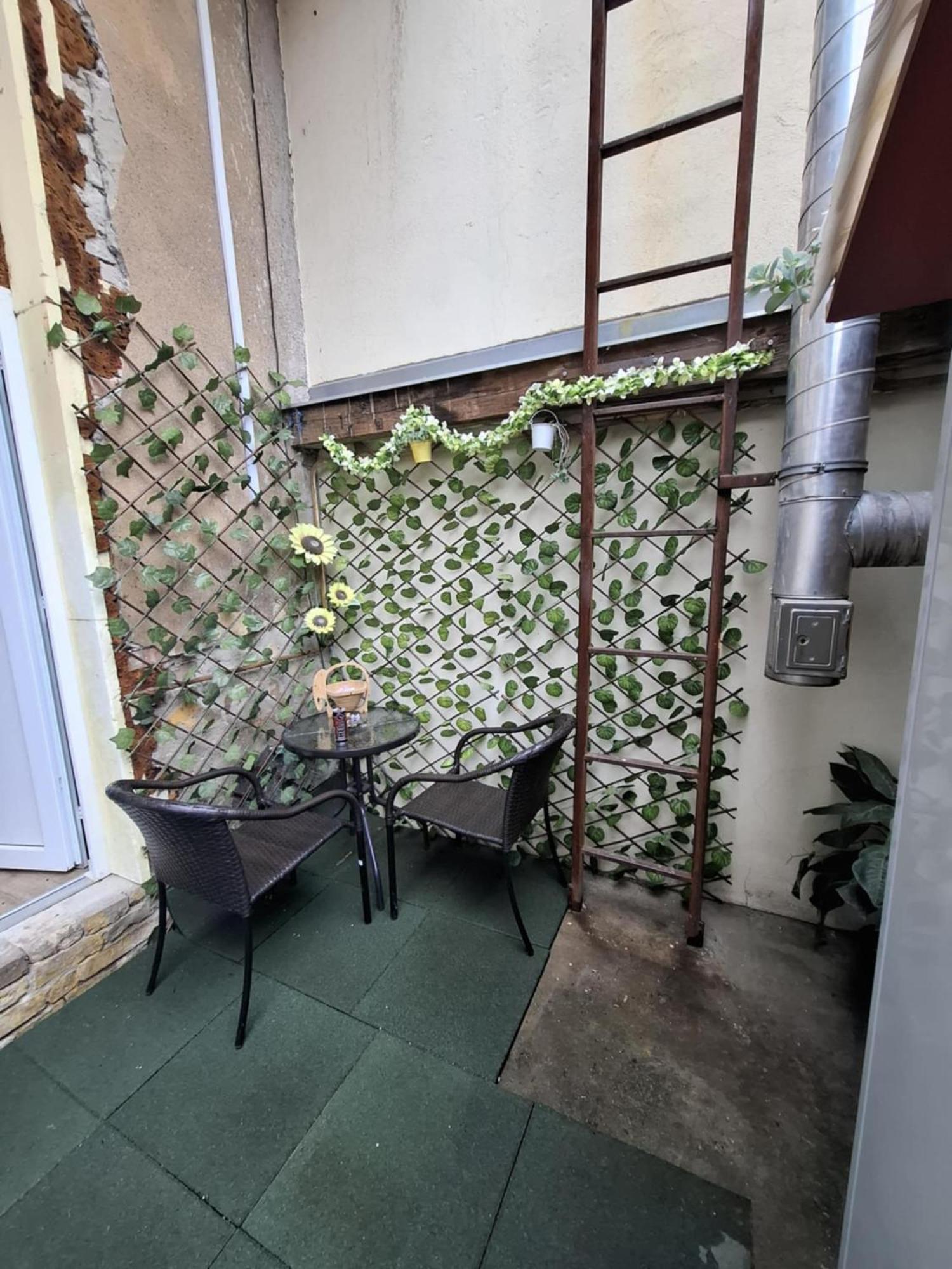 בודפשט Charming Studio In The City Centre מראה חיצוני תמונה